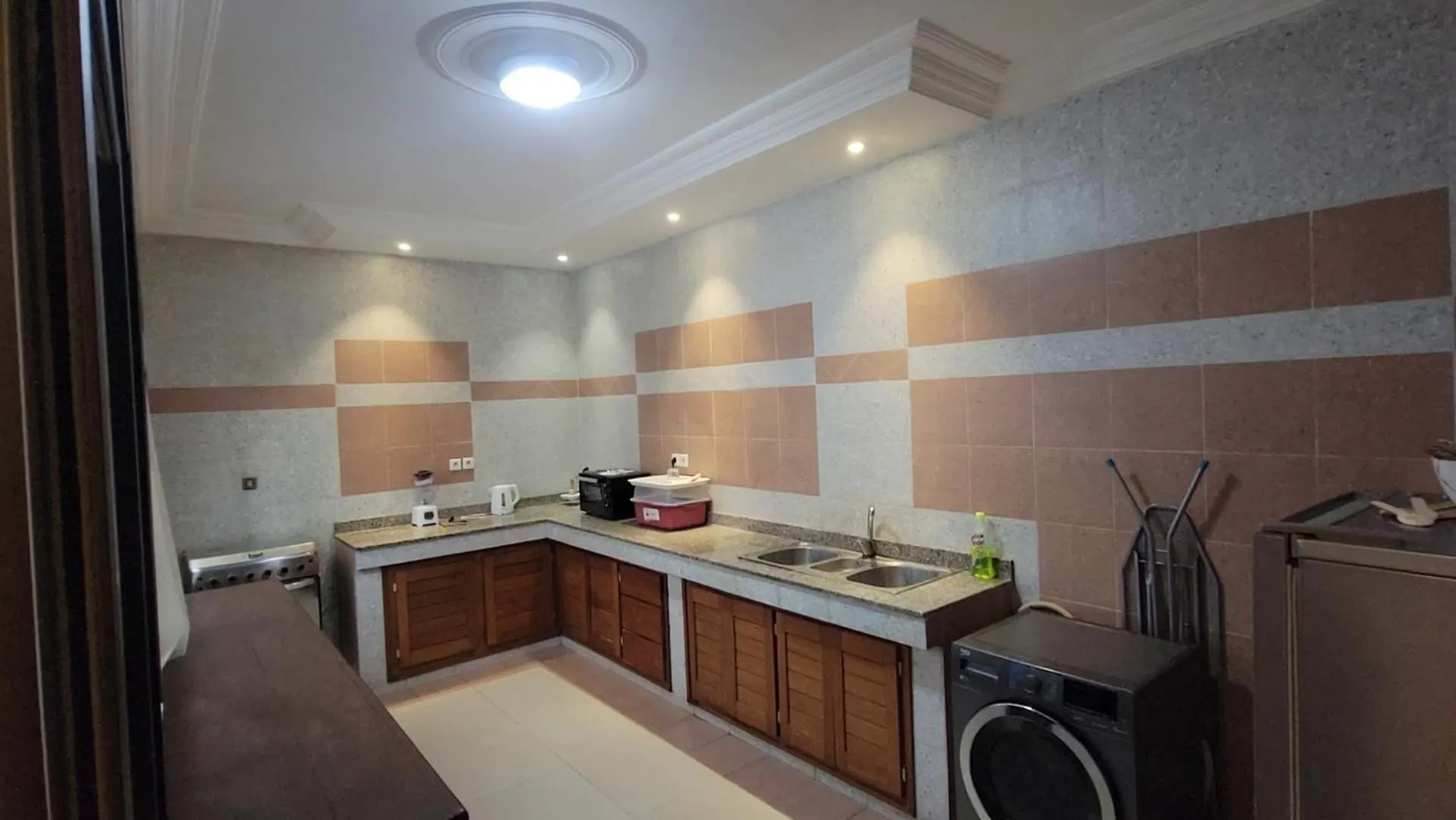 Dinkins Apartment Dakar
