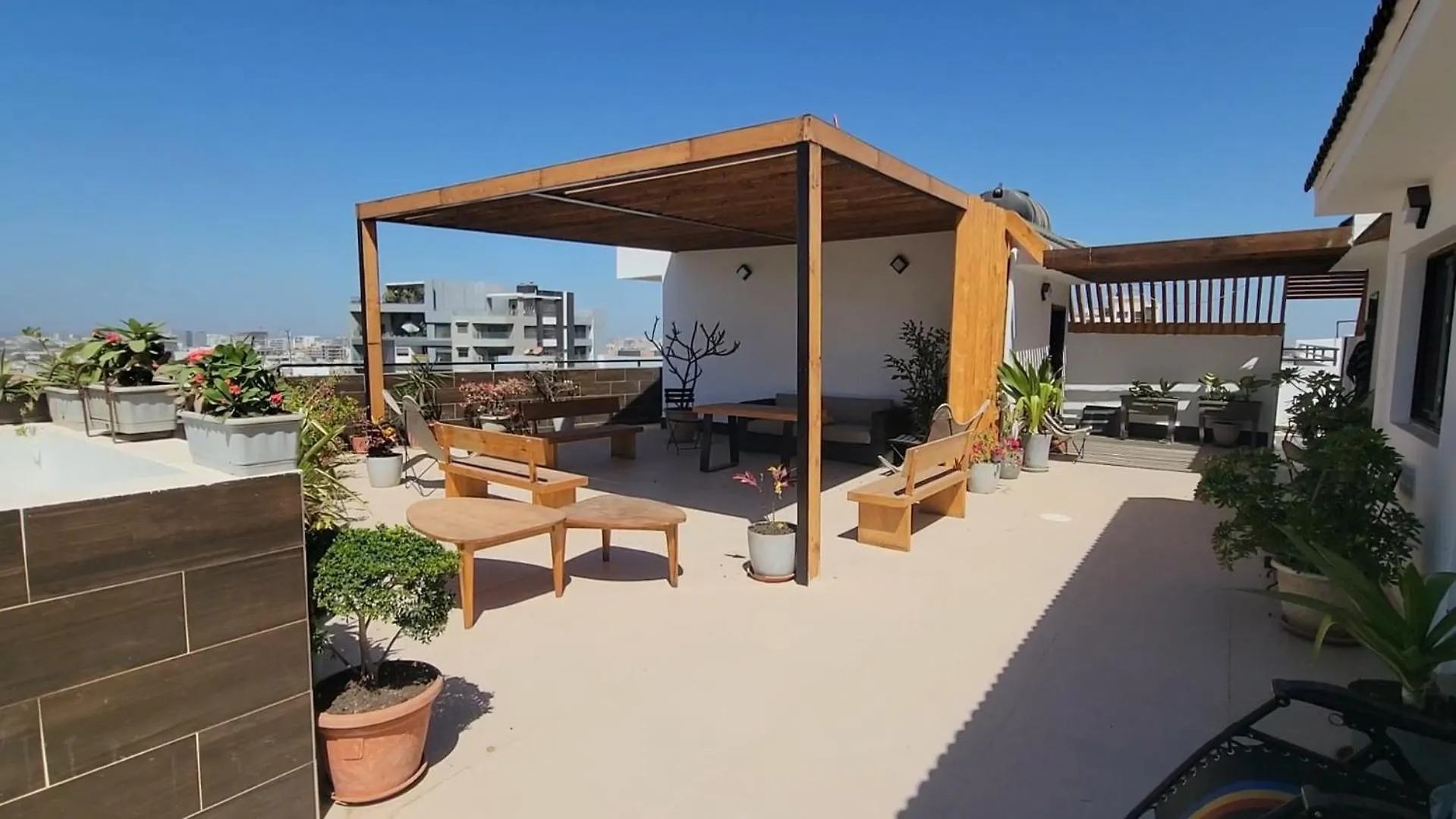 Dinkins Apartment Dakar