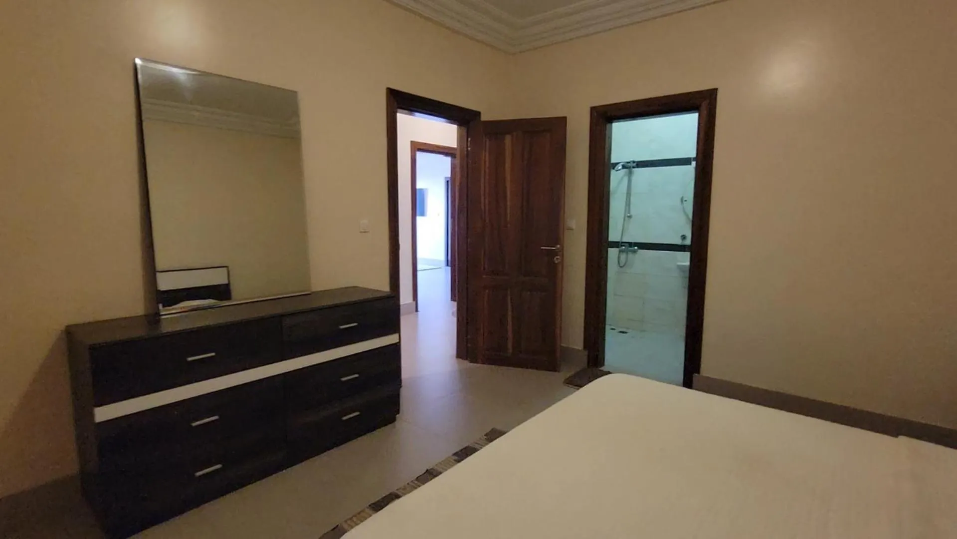 Dinkins Apartment Dakar
