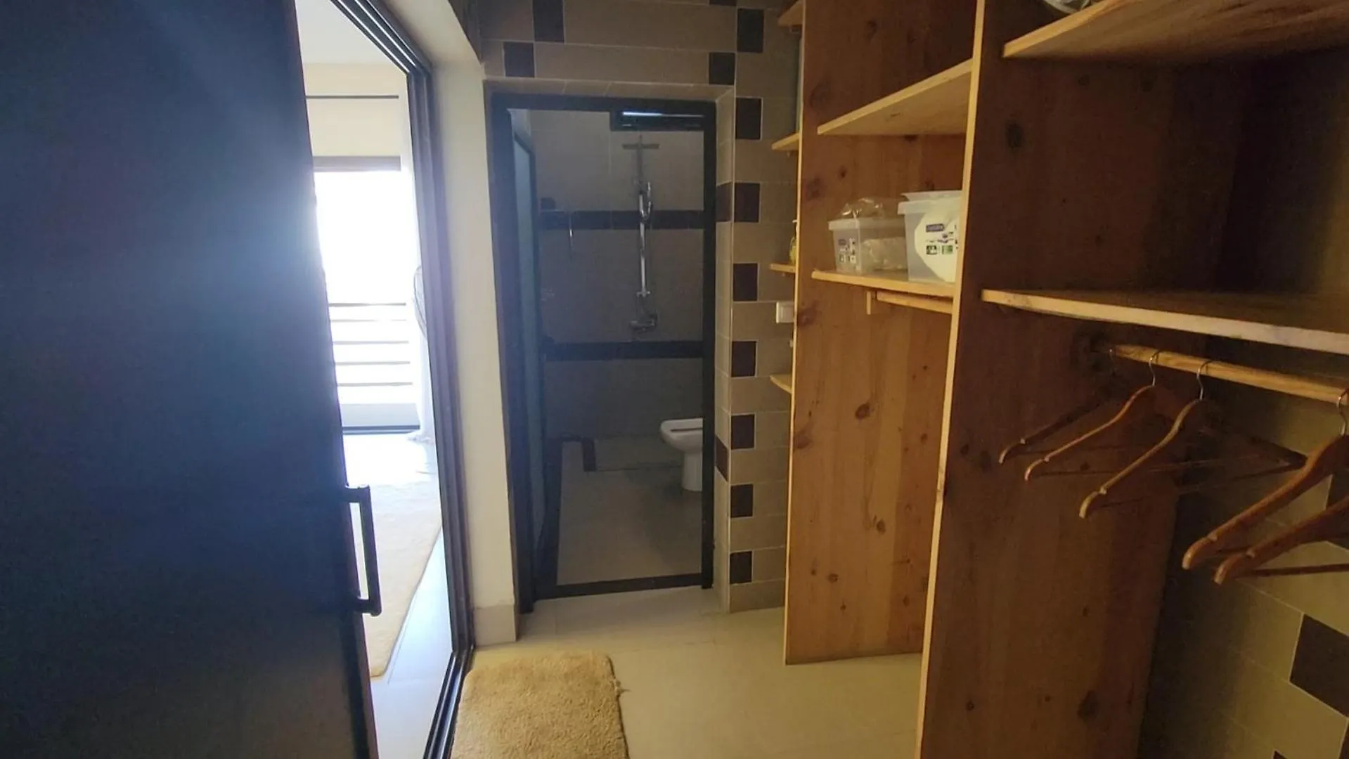 Dinkins Apartment Dakar